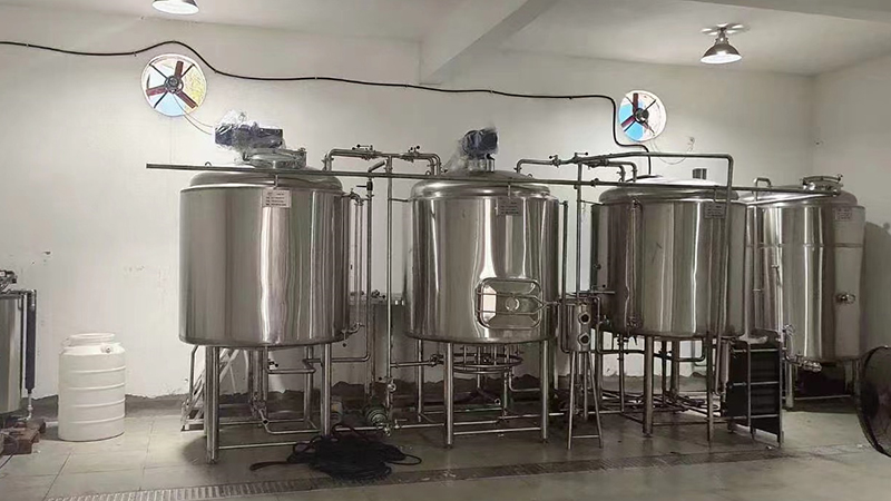 伊犁沧州075精酿啤酒厂